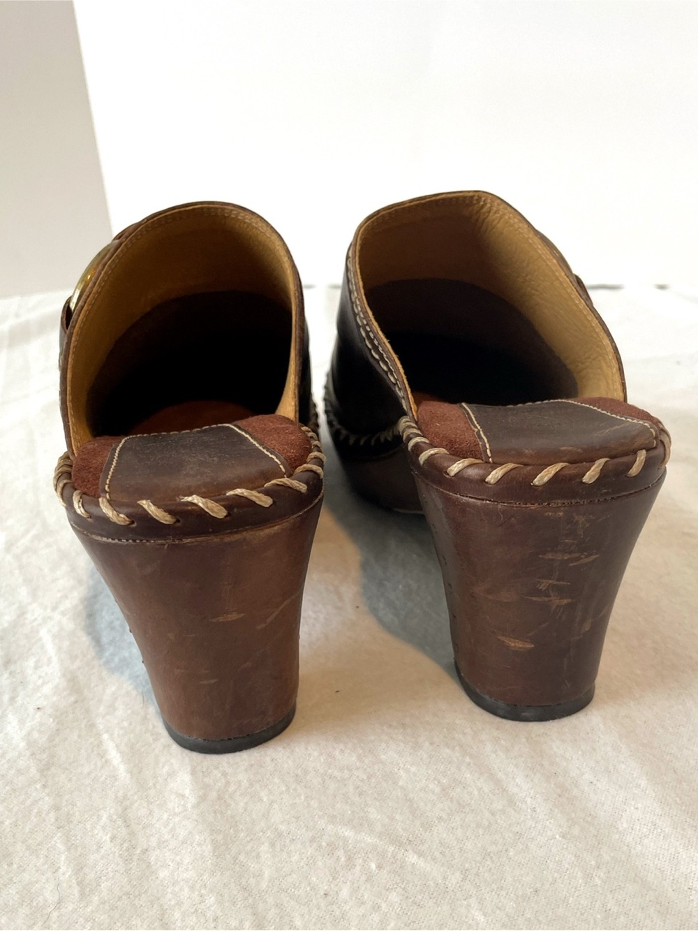 Frye Women’s Brown Leather Clog Mule Boot Slip-On Buckle Strap Ankle 8M - Picture 4 of 8